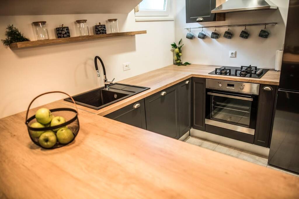 Soul House Omis Apartment Luaran gambar